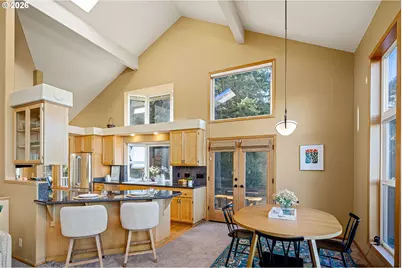 653 Brookside Dr, Eugene, OR 97405 - Photo 14