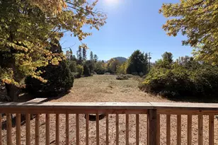 2584 Yokum Rd, Riddle, OR 97469 - Photo 30