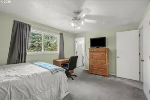 1829 SW 17th St, Gresham, OR 97080 - Photo 12