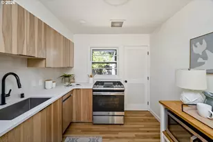 11207 SW 53rd Ave, Portland, OR 97219 - Photo 22