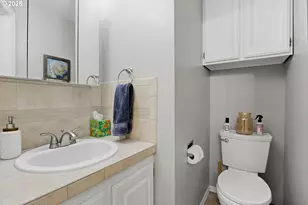 952 Main St E, Monmouth, OR 97361 - Photo 12