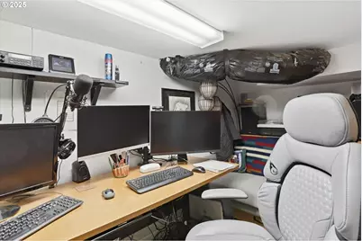 952 Main St E, Monmouth, OR 97361 - Photo 24