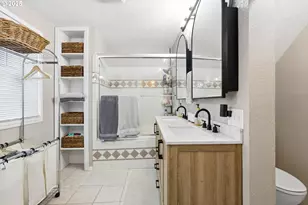 952 Main St E, Monmouth, OR 97361 - Photo 14