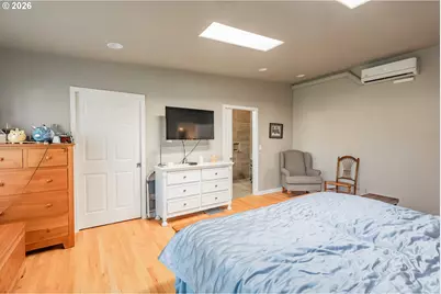 1037 NE Creeksedge Dr, Hillsboro, OR 97124 - Photo 22