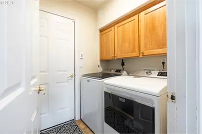 1037 NE Creeksedge Dr, Hillsboro, OR 97124 - Photo 8