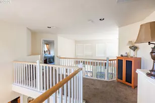 1037 NE Creeksedge Dr, Hillsboro, OR 97124 - Photo 36