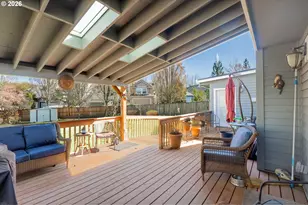 1037 NE Creeksedge Dr, Hillsboro, OR 97124 - Photo 38