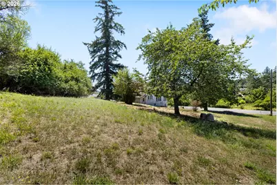 612 N State St, Sutherlin, OR 97479 - Photo 46