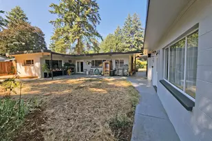 842 NE 113th Ave, Portland, OR 97220 - Photo 20