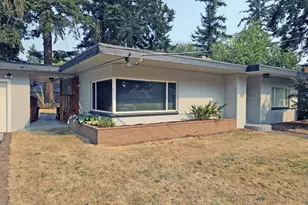 842 NE 113th Ave, Portland, OR 97220 - Photo 2
