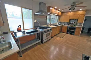 842 NE 113th Ave, Portland, OR 97220 - Photo 6