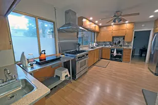 842 NE 113th Ave, Portland, OR 97220 - Photo 6