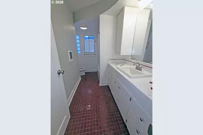 842 NE 113th Ave, Portland, OR 97220 - Photo 12