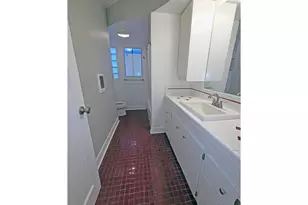 842 NE 113th Ave, Portland, OR 97220 - Photo 12