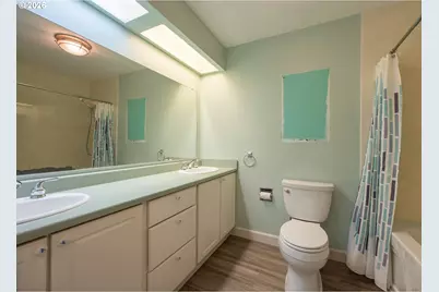 3077 W Lorraine Ave, Roseburg, OR 97471 - Photo 24