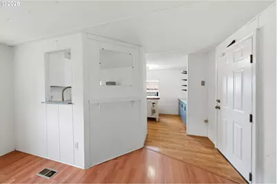 10882 Oak St, Donald, OR 97020 - Photo 4