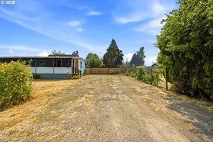 10882 Oak St, Donald, OR 97020 - Photo 2