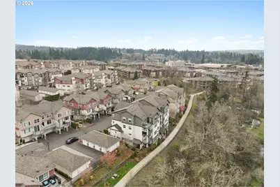 595 NW Lost Springs Ter #204, Portland, OR 97229 - Photo 32