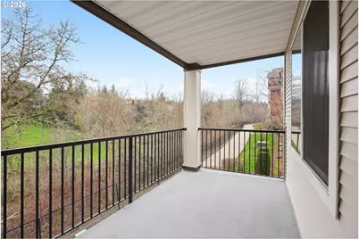 595 NW Lost Springs Ter #204, Portland, OR 97229 - Photo 10