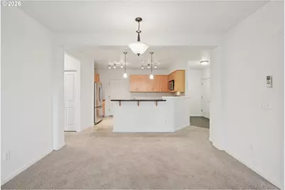 595 NW Lost Springs Ter #204, Portland, OR 97229 - Photo 16