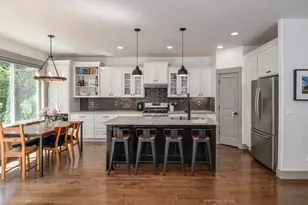 3526 SW Arnold St, Portland, OR 97219 - Photo 8