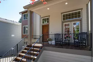 3526 SW Arnold St, Portland, OR 97219 - Photo 4