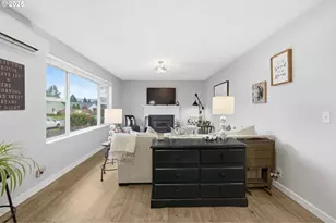 353 72nd St, Springfield, OR 97478 - Photo 10