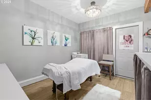 353 72nd St, Springfield, OR 97478 - Photo 22