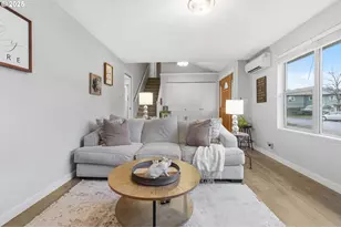 353 72nd St, Springfield, OR 97478 - Photo 8