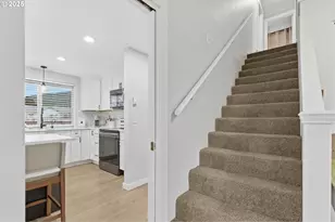 353 72nd St, Springfield, OR 97478 - Photo 18