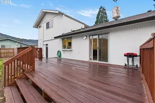 353 72nd St, Springfield, OR 97478 - Photo 36