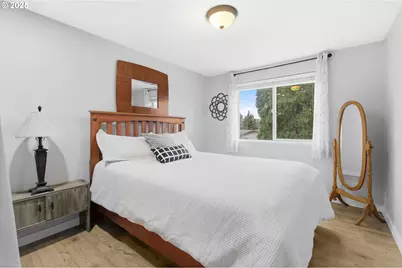 353 72nd St, Springfield, OR 97478 - Photo 26