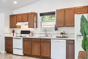 5317 SE Bybee Blvd, Portland, OR 97206 - Photo 32