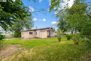 28473 Southshore Dr, Umatilla, OR 97882 - Photo 12
