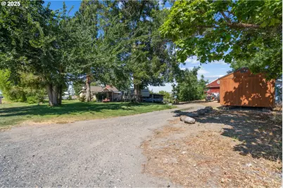 28473 Southshore Dr, Umatilla, OR 97882 - Photo 10