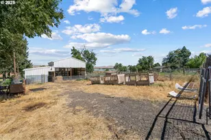 28473 Southshore Dr, Umatilla, OR 97882 - Photo 14