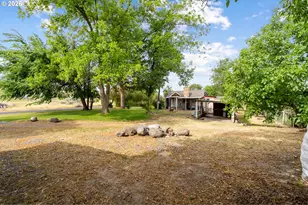 28473 Southshore Dr, Umatilla, OR 97882 - Photo 10