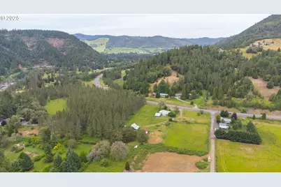 12804 Tiller Trail Hwy, Days Creek, OR 97429 - Photo 30