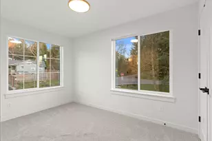 11073 SW 61st Ave, Portland, OR 97219 - Photo 10