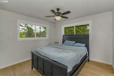 11110 SW 64th Ave, Portland, OR 97219 - Photo 12