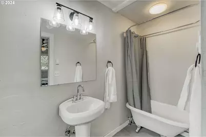 11110 SW 64th Ave, Portland, OR 97219 - Photo 14