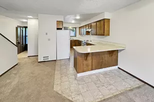 15702 SE 3rd St, Vancouver, WA 98684 - Photo 4