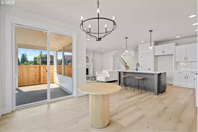 844 NE 17th Ave, Canby, OR 97013 - Photo 14