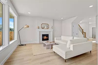 844 NE 17th Ave, Canby, OR 97013 - Photo 16