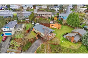 64 NE Scott Dr, Gresham, OR 97030 - Photo 34