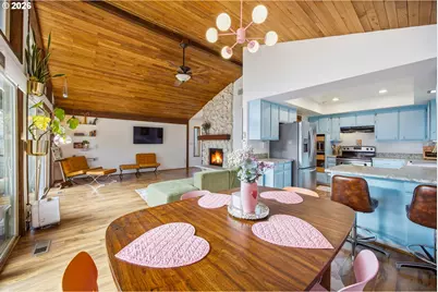 64 NE Scott Dr, Gresham, OR 97030 - Photo 10