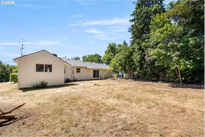 11209 SE Pine Ct, Portland, OR 97216 - Photo 42