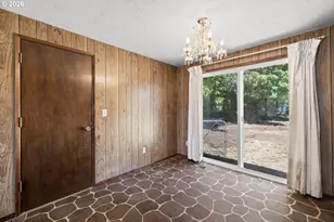 11209 SE Pine Ct, Portland, OR 97216 - Photo 24