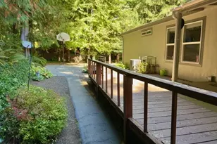 21191 E Country Club Rd, Mount Hood Village, OR 97011 - Photo 12