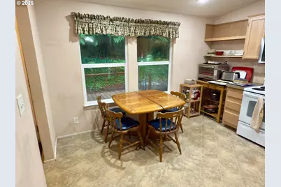 21191 E Country Club Rd, Mount Hood Village, OR 97011 - Photo 20